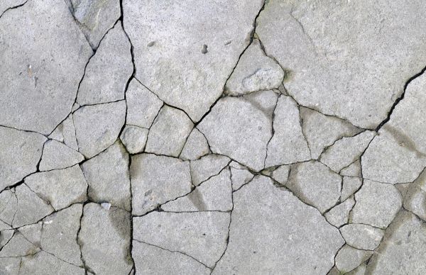 Concrete Crack Repair in Mobile