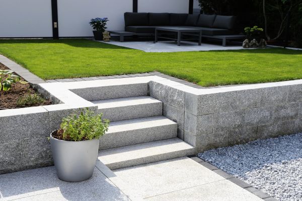 Backyard Step Repair in Mobile